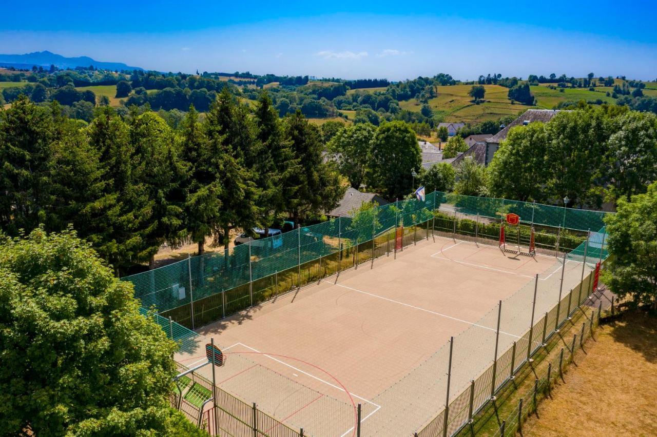 Camping De Tauves