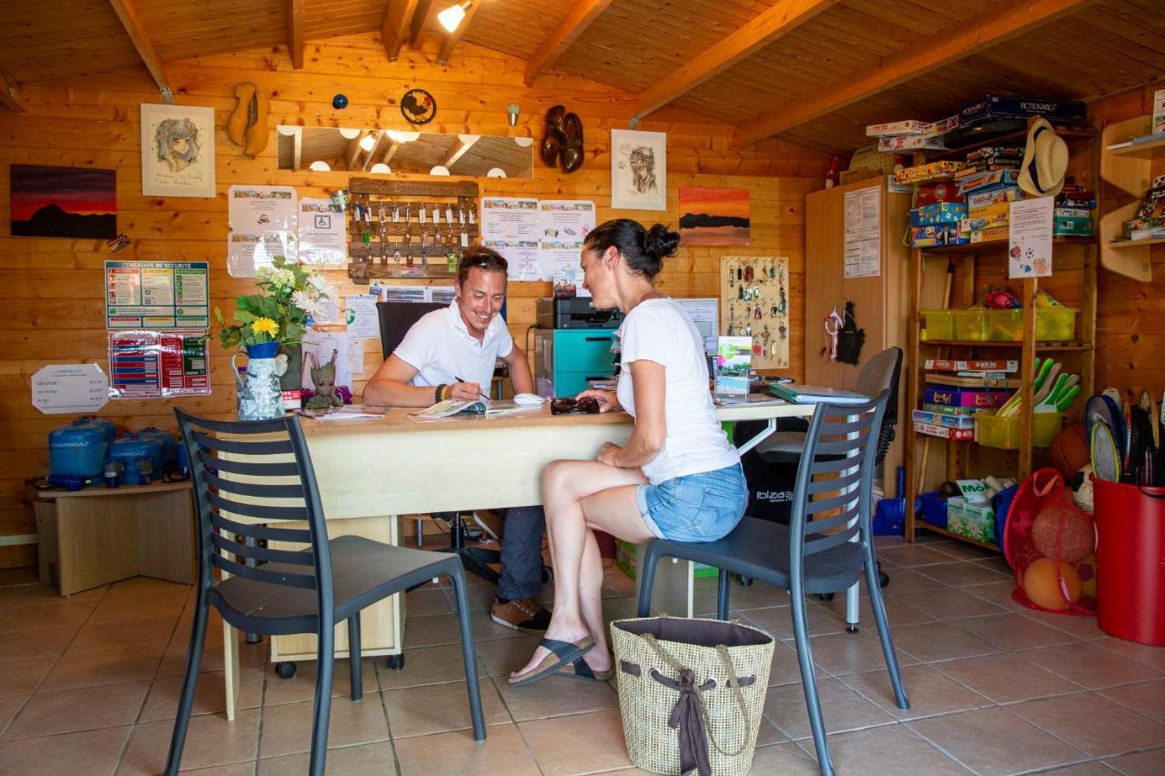 Camping De Tauves